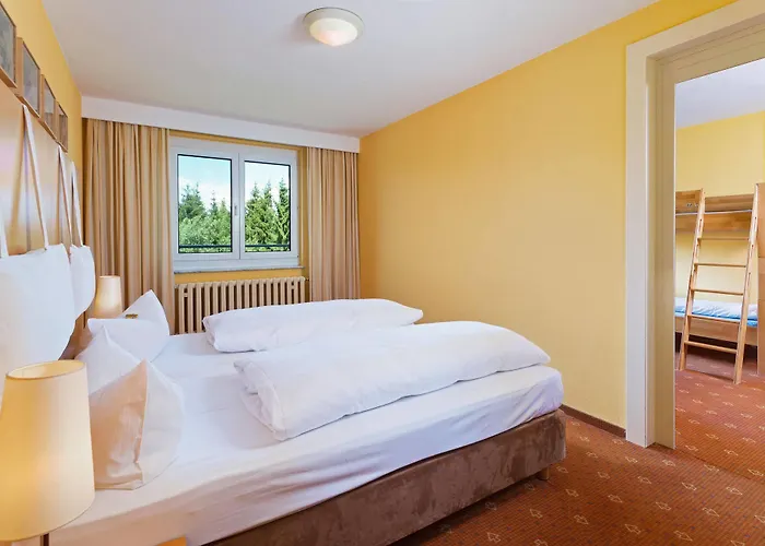 阿姆布尔酒店 3*